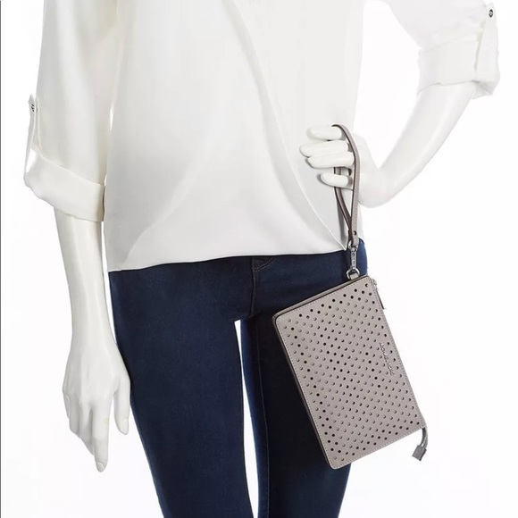 ‼️LAST ONE‼️Michael Kors Gusset Wristlet Grey O92 - Picture 5 of 5